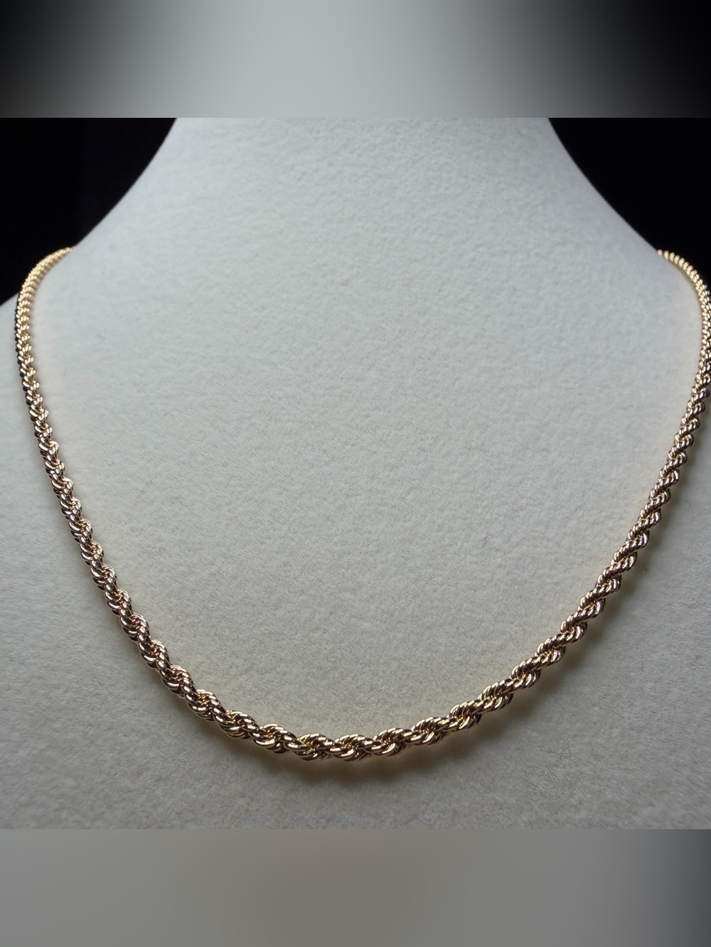 Rope 20in 2.5MM 14K Stamped Premium Finish Chain Stunning! Dainty brand new